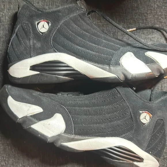 Jordan Retro 14 "Black Toe" great condition
